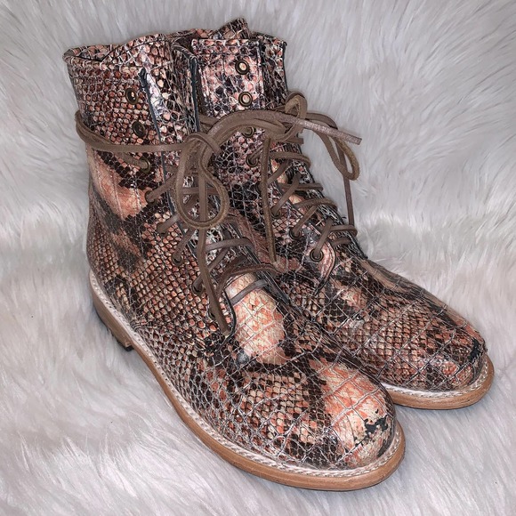 RARE Freebird Manchester Leather Combat Boots, Pink Snake - Picture 8 of 11